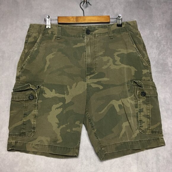 Old Navy Mens Camo Cargo Shorts size 36 Green Cotton Stretch Camouflage Pockets - Picture 1 of 14
